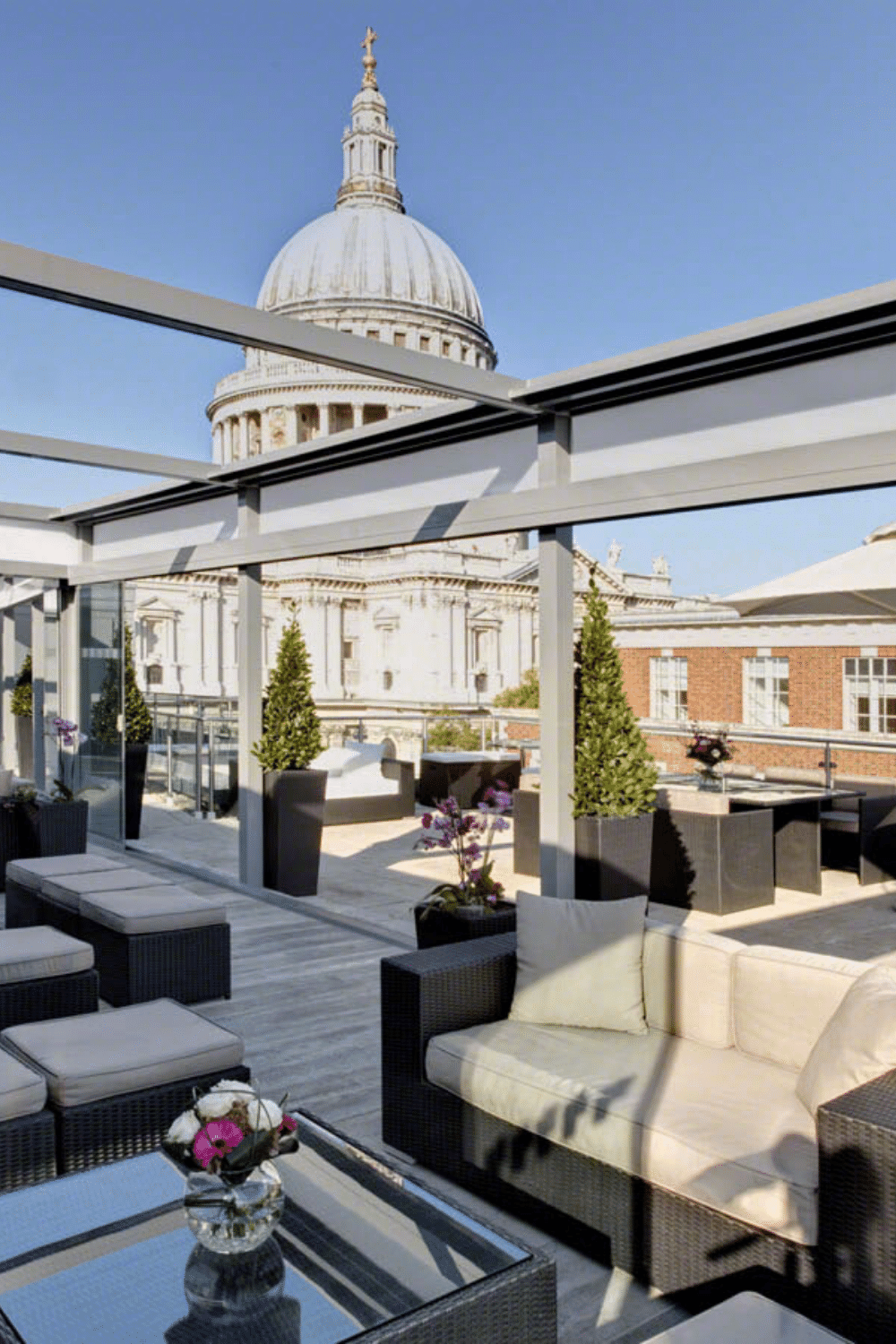 Rooftop Venues London for Bar Mitzvah Parties Sky Bar St Pauls